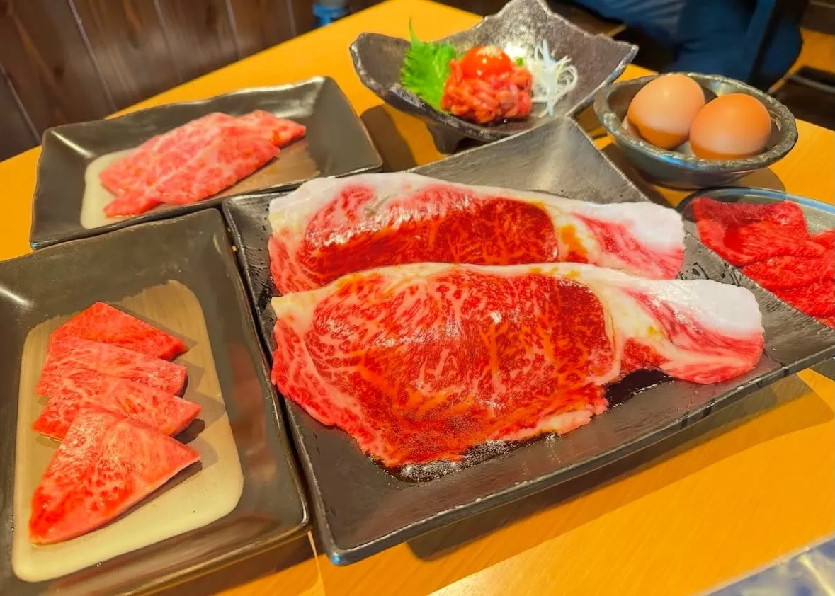 焼肉ホルモンにくろう京橋店です！