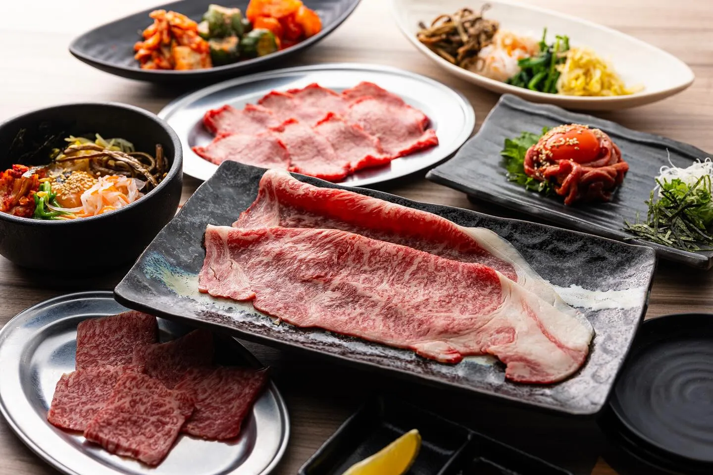 焼肉ホルモンにくろう京橋店です！