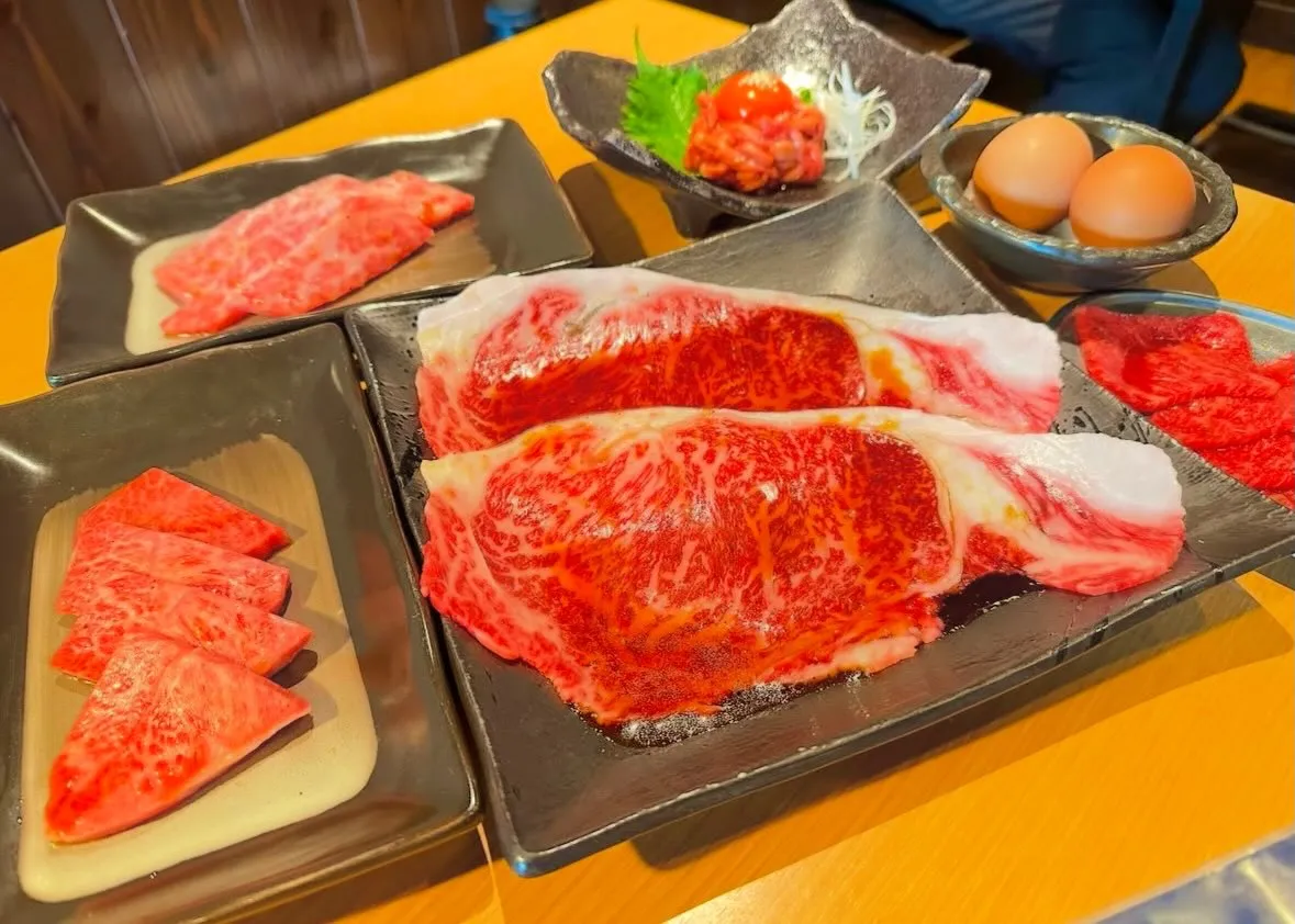 焼肉ホルモンにくろう京橋店です！
